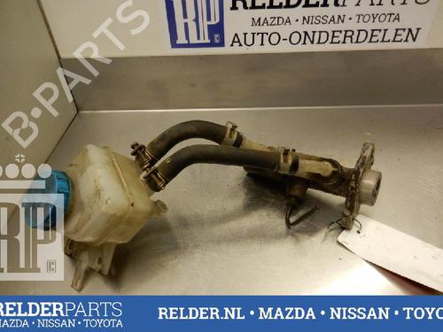 Used Brake master cylinder NISSAN ALMERA TINO (V10) 2.0 (136 hp) 22134588