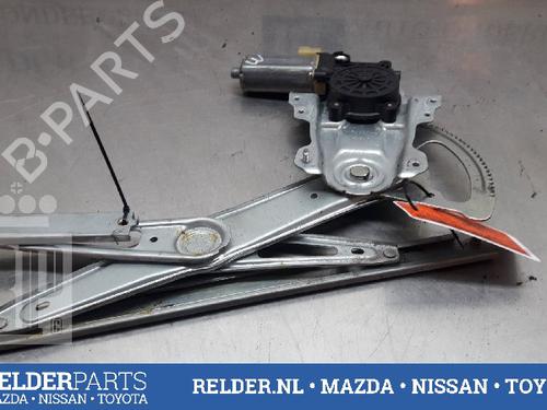Used Front left window mechanism TOYOTA YARIS (_P1_) 1.0 (SCP10_, SCP10R) (65 hp) 22158188
