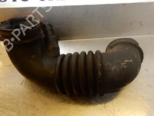 Used Pipe TOYOTA YARIS VERSO (_P2_) 1.3 (NCP20_, NCP22_, NCP20R, NCP22R) (86 hp) 22138092