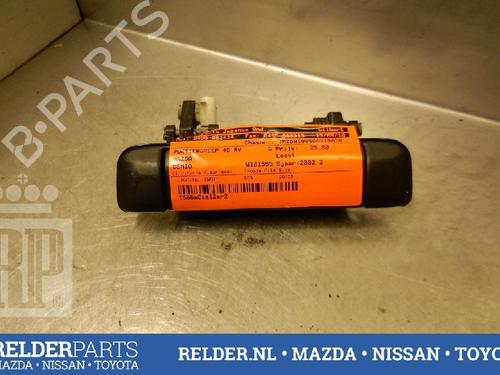 Used Front right exterior door handle MAZDA DEMIO (DW) 1.5 16V (DW5W) (75 hp) 22136352