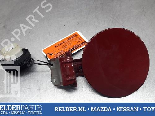 Used Fuel flap TOYOTA YARIS (_P13_) 1.5 Hybrid (NHP130_) (101 hp) 22161339