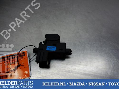 Switch NISSAN NOTE (E11, NE11) 1.6 | BP22147926I30 