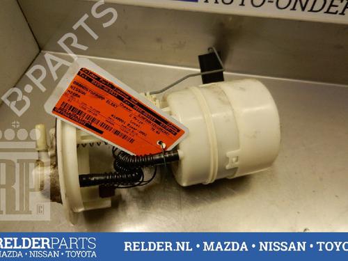 Used Fuel pump NISSAN MICRA III (K12) 1.2 16V (80 hp) 22147062