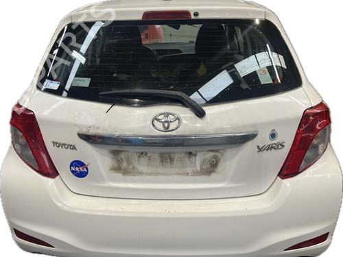 Rear center seatbelt TOYOTA YARIS (_P13_) 1.4 D (NLP130_, NLP130) | BP24178374I27 