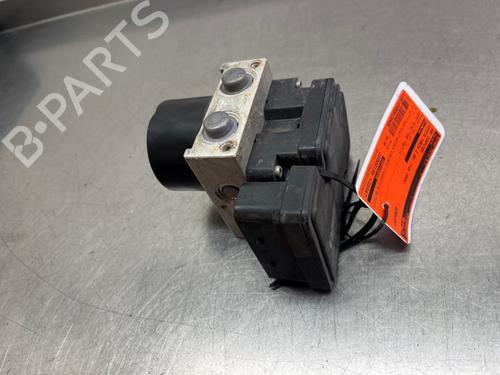 Used Electronic module TOYOTA YARIS (_P9_) 1.3 VVT-i (SCP90_, SCP90R) (87 hp) 25214506