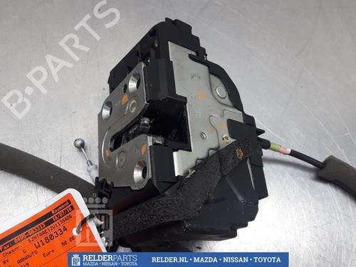 Front right lock NISSAN NOTE (E12) 1.2 DIG-S | BP22156071C97 