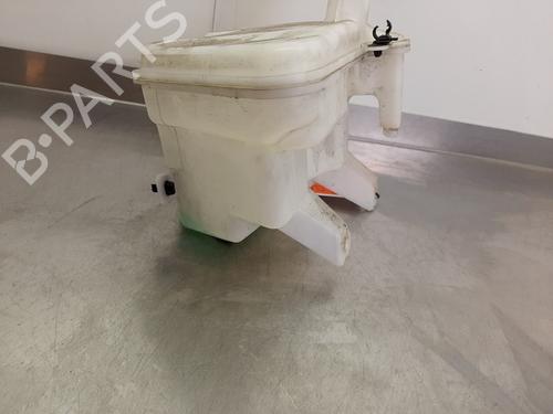 Windscreen washer tank TOYOTA YARIS (_P13_) 1.0 (KSP130_, KSP130) | BP23573279C113 