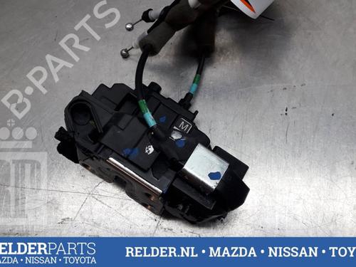 Used Rear right lock NISSAN NOTE (E12) 1.2 (80 hp) 22161264