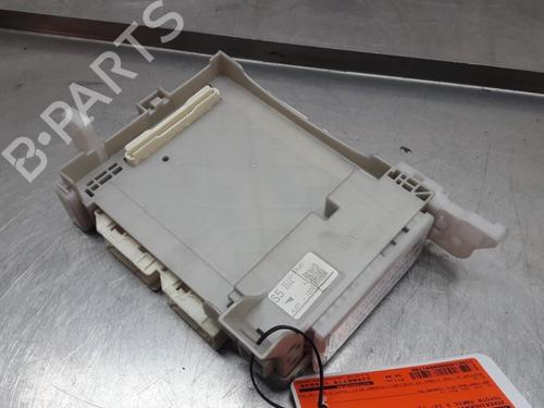 Fuse box TOYOTA YARIS (_P13_) 1.5 Hybrid (NHP130_, NHP130) | BP22164340E1 