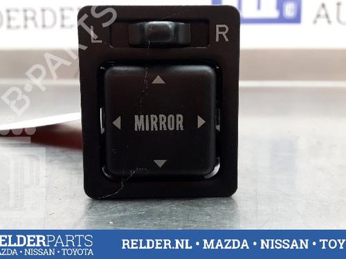 Used Mirror switch TOYOTA LAND CRUISER 90 (_J9_) 3.0 TD (KZJ90_, KZJ95_, KZJ90R, KZJ95R, KZJ90W, KZJ95W) (125 hp) 22157374