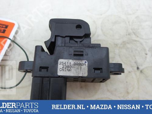 Used Switch NISSAN QASHQAI / QASHQAI +2 I (J10, NJ10, JJ10E) 2.0 (141 hp) 22148871