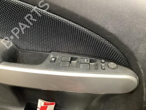 Interruttore Interruttore MAZDA 2 (DE_, DH_) 1.3 (DE3FS) (86 hp) 33956180 33956180