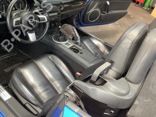 Left front seat MAZDA MX-5 III (NC) 2.0 (NC18) | BP40008702C15 - Image 2