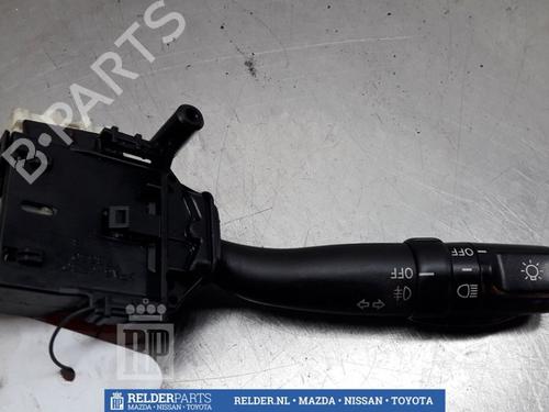 Steering column stalk TOYOTA AVENSIS (_T25_) 1.8 VVT-i (ZZT251_, ZZT251R) | BP22150325I23 