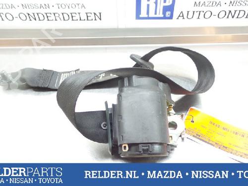 Used Rear center seatbelt TOYOTA AVENSIS Liftback (_T22_) 1.8 i (AT221_, AT221R) (110 hp) 22137764