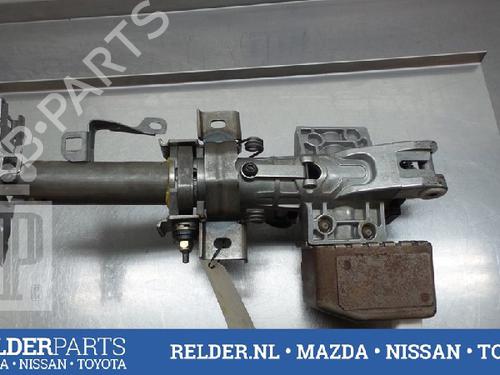 Used Steering column universal joint TOYOTA COROLLA Verso (_E12_) 2.0 D-4D (CDE120_, CDE120R) (90 hp) 22135485