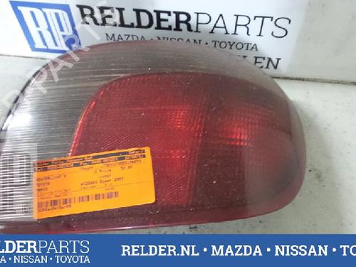 Højre baglygte TOYOTA YARIS (_P1_) 1.0 (SCP10_, SCP10R) (68 hp) 22143479