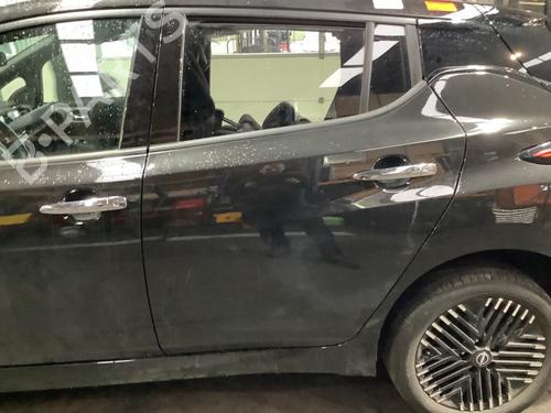 Dør venstre bagtil NISSAN LEAF (ZE1) Electric (218 hp) 30713304