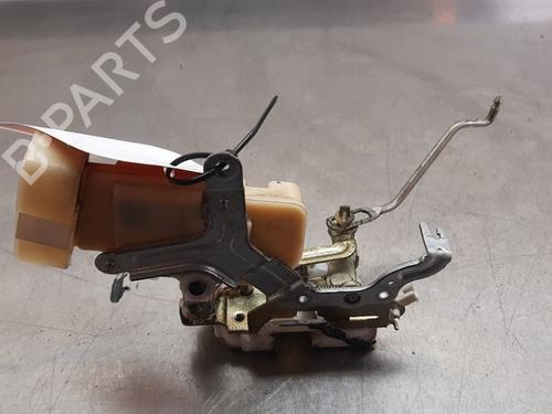 Used Front right lock TOYOTA YARIS (_P1_) 1.3 (NCP10, SCP12_) (86 hp) 29009819