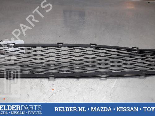 Used Grille TOYOTA YARIS (_P9_) 1.3 VVT-i (SCP90_, SCP90R) (87 hp) 22161278