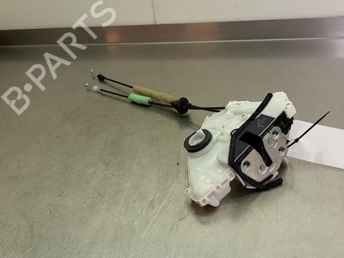 Front left lock MAZDA 3 Hatchback (BP) 2.0 SKYACTIV-G M Hybrid | BP28310238C98 - Image 2