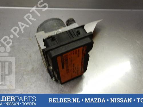 Used ABS pump NISSAN MICRA III (K12) 1.2 16V (80 hp) 22134693
