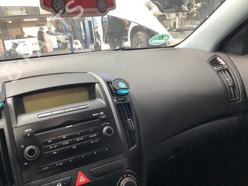 Używane Poduszka powietrzna Airbag pasażera KIA CEE'D SW (ED) 1.6 (122 hp) 30811428