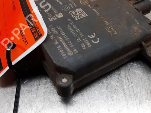 Used Electronic module TOYOTA TUNDRA Pickup (_K5_, _K6_) 5.7 4WD (USK56_, USK57_, USK55_, USK75_, USK55L, USK57L,... (386 hp) 29576313
