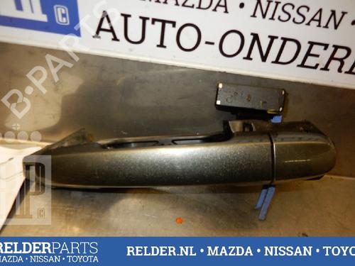 Türgriff hinten links außen für TOYOTA COROLLA (_E12_) 1.6 VVT-i (ZZE121_, ZZE121R) (110 hp) 22142068