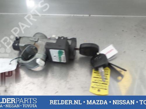 Used Ignition barrel NISSAN PRIMERA Hatchback (P11) 2.0 16V (140 hp) 22136251