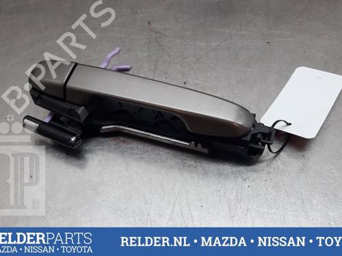 Used Rear left exterior door handle TOYOTA AURIS Estate (_E18_) 1.8 Hybrid (ZWE186_, ZWE186R, ZWE186H) (136 hp) 22160962