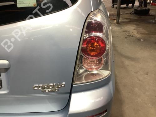 Used Right taillight TOYOTA COROLLA Verso (ZER_, ZZE12_, R1_) 1.8 (ZNR11_, ZNR11R) (129 hp) 32221222
