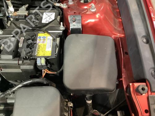 Used Fuse box Fuse box 29917182 29917182