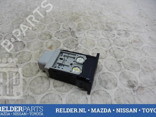 Switch TOYOTA AVENSIS Estate (_T25_) 2.0 D-4D (CDT250_, CDT250R) | BP22145250I30 