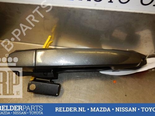 Used Rear left exterior door handle TOYOTA AVENSIS (_T25_) 2.0 D-4D (CDT250_, CDT250R) (116 hp) 22142225