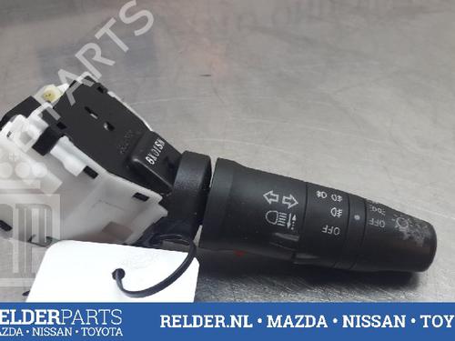 Used Steering column stalk NISSAN MICRA III (K12) 1.2 16V (65 hp) 22156941