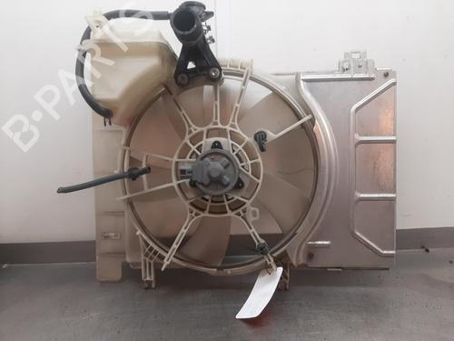 Koelventilatormotor TOYOTA YARIS (_P9_) 1.0 VVT-i (KSP90_, KSP90R) (69 hp) 22172977