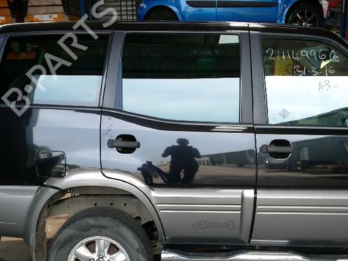 Used Right rear door NISSAN TERRANO II (R20) 2.7 TDi 4WD (125 hp) 22151588