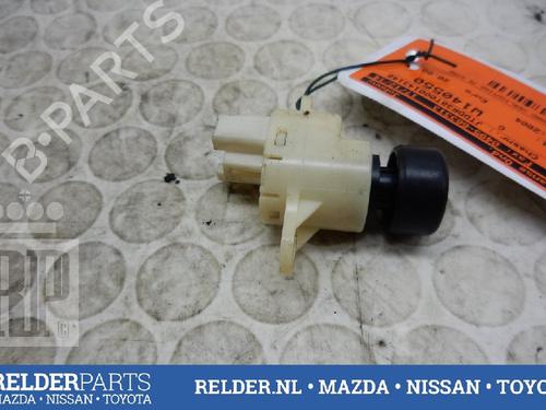 Switch TOYOTA CELICA Coupe (_T23_) 1.8 16V VT-i (ZZT230_, ZZT230) | BP22147891I30 