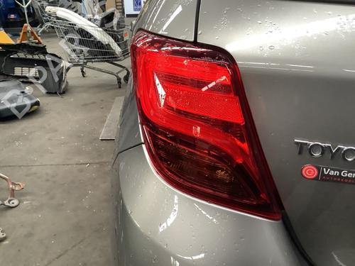 Used Left taillight Left taillight TOYOTA YARIS (_P13_) 1.5 Hybrid (NHP130_, NHP130) (101 hp) 33608970 33608970