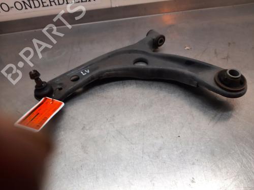 Used Left front suspension arm TOYOTA YARIS (_P13_) 1.5 (NSP131_) (112 hp) 22168207
