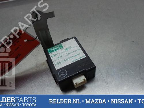 Used Electronic module TOYOTA PREVIA II (_R3_) 2.4 (ACR30) (156 hp) 22145544