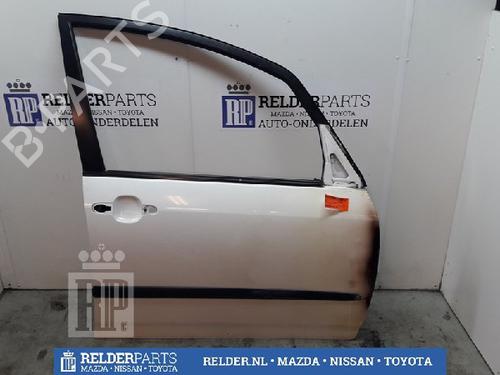 Used Right front door TOYOTA COROLLA Verso (_E12_) 2.0 D-4D (CDE120_, CDE120R) (90 hp) 22155352