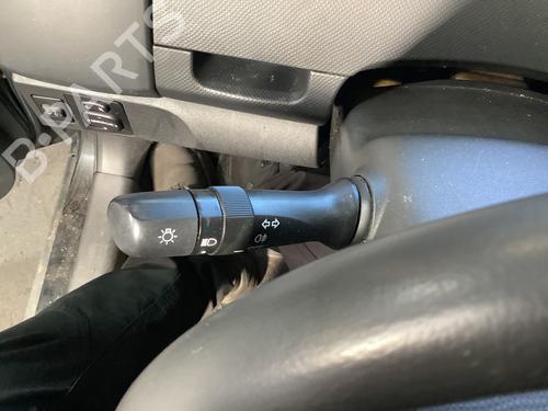 Used Steering column stalk TOYOTA YARIS (_P9_) 1.0 VVT-i (KSP90_, KSP90R) (69 hp) 26136408