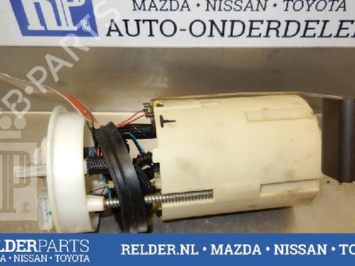 Used Fuel pump NISSAN PRIMERA Hatchback (P12) 1.8 (115 hp) 22136974