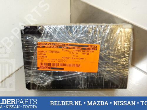 Used Display monitor NISSAN PRIMERA Estate (WP12) 1.8 (115 hp) 22143219