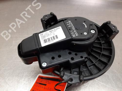 Varmeblæser Varmeblæser TOYOTA AURIS (_E18_) 1.8 Hybrid (ZWE186_, ZWE186R) (136 hp) 37496208 37496208