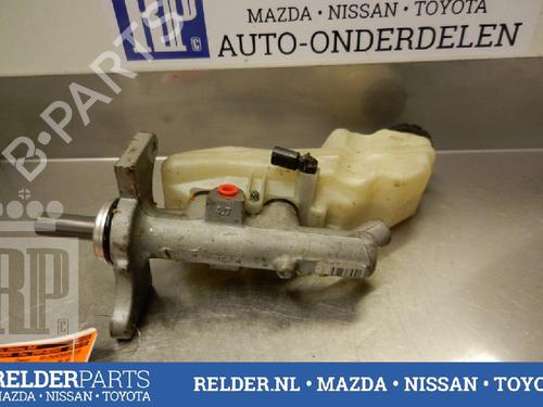 Used Brake master cylinder TOYOTA COROLLA (_E12_) 1.4 VVT-i (ZZE120_, ZZE120R) (97 hp) 22144605