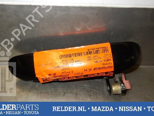 Høyre foran utvendig håndtak TOYOTA YARIS VERSO (_P2_) 1.3 (NCP20_, NCP22_, NCP20R, NCP22R) (86 hp) 22145590