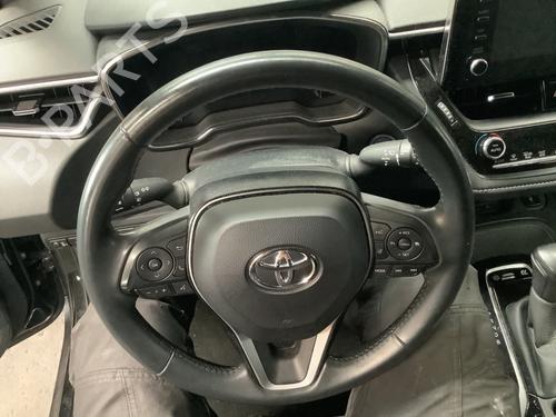 Used Steering wheel TOYOTA COROLLA Estate (_E21_) 1.8 Hybrid (ZWE211) (122 hp) 28049031